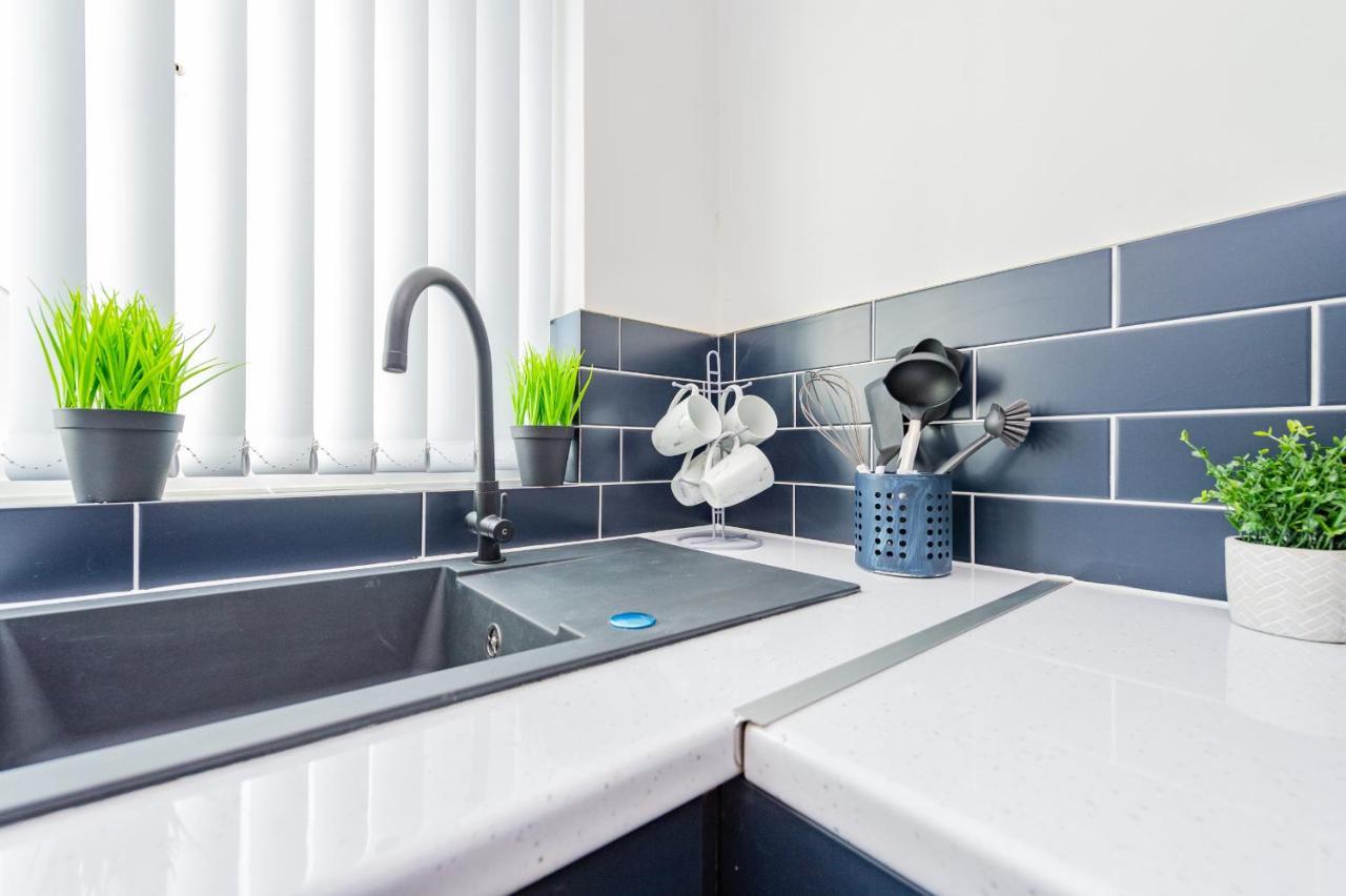 Studio Annexe By Papermill, Deeside - En-Suite, Heswall Kültér fotó