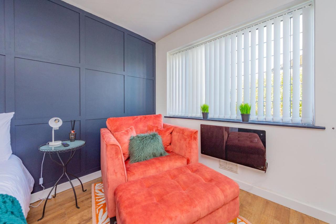 Studio Annexe By Papermill, Deeside - En-Suite, Heswall Kültér fotó
