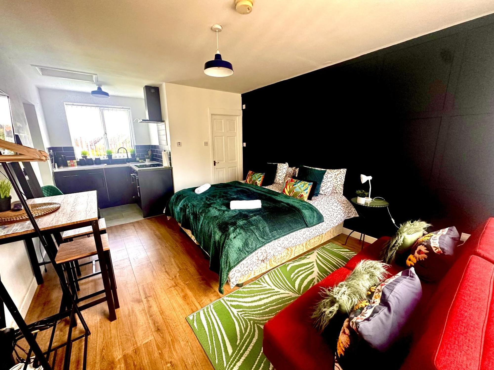 Studio Annexe By Papermill, Deeside - En-Suite, Heswall Kültér fotó